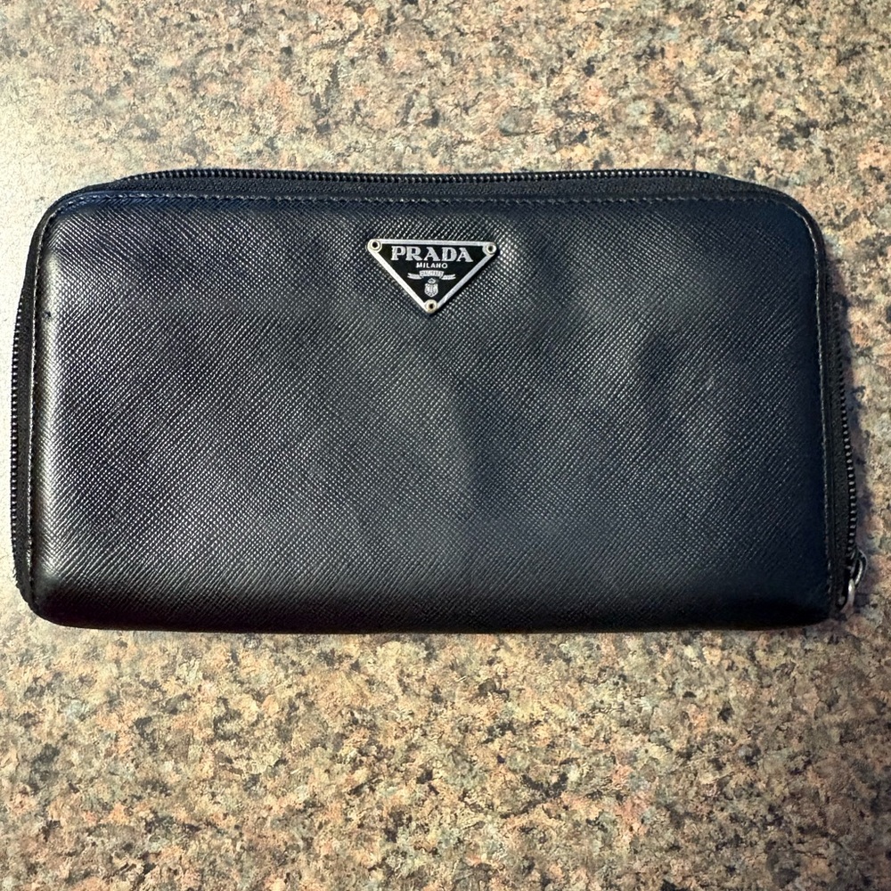 Prada Black Saffiano Leather Zip Wallet with Silver Logo Plate